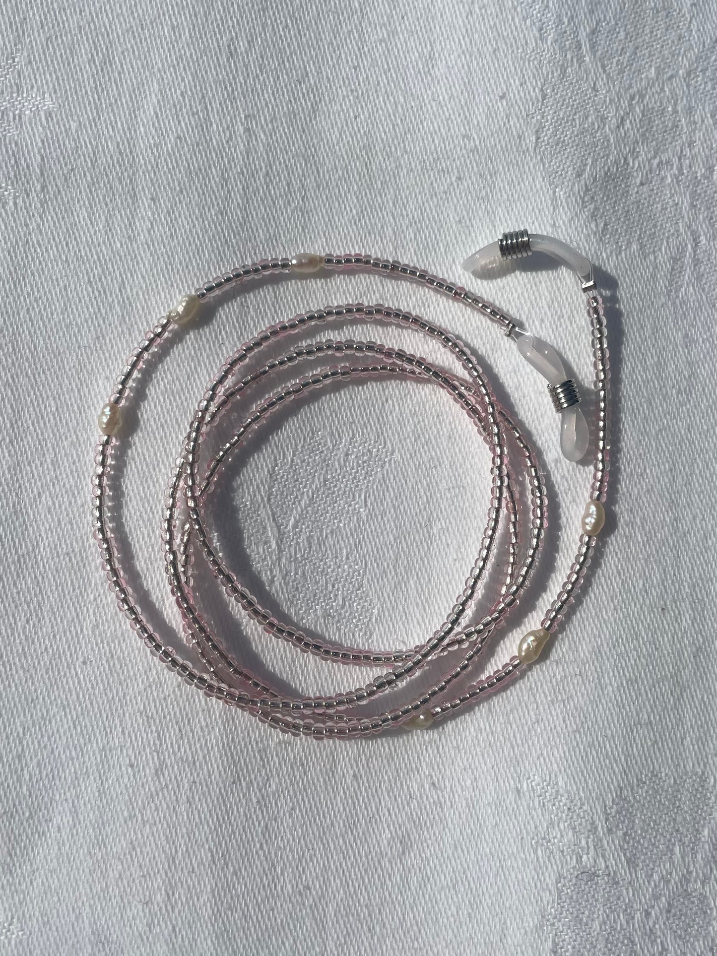 „diana“ sunglass chain