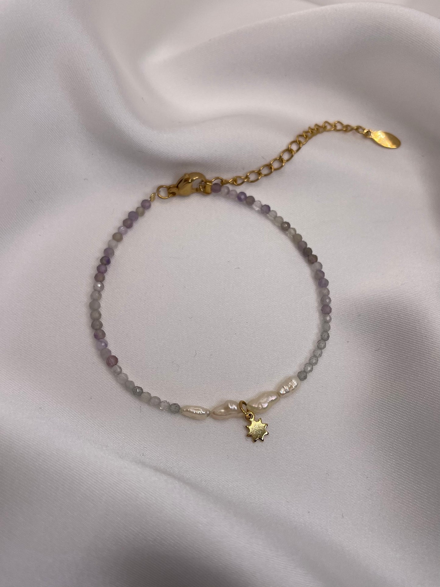 "nour" bracelet