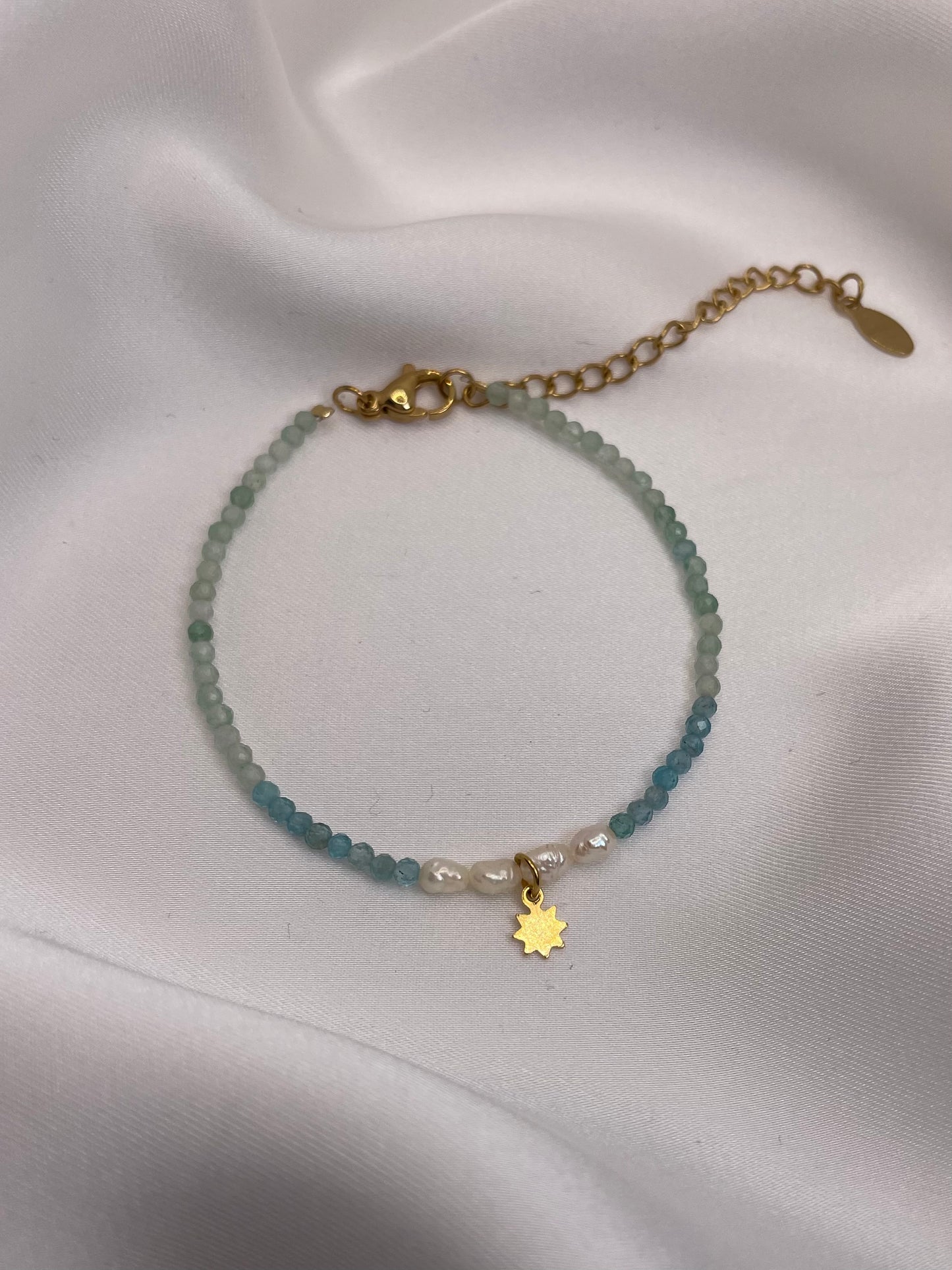 "nour" bracelet