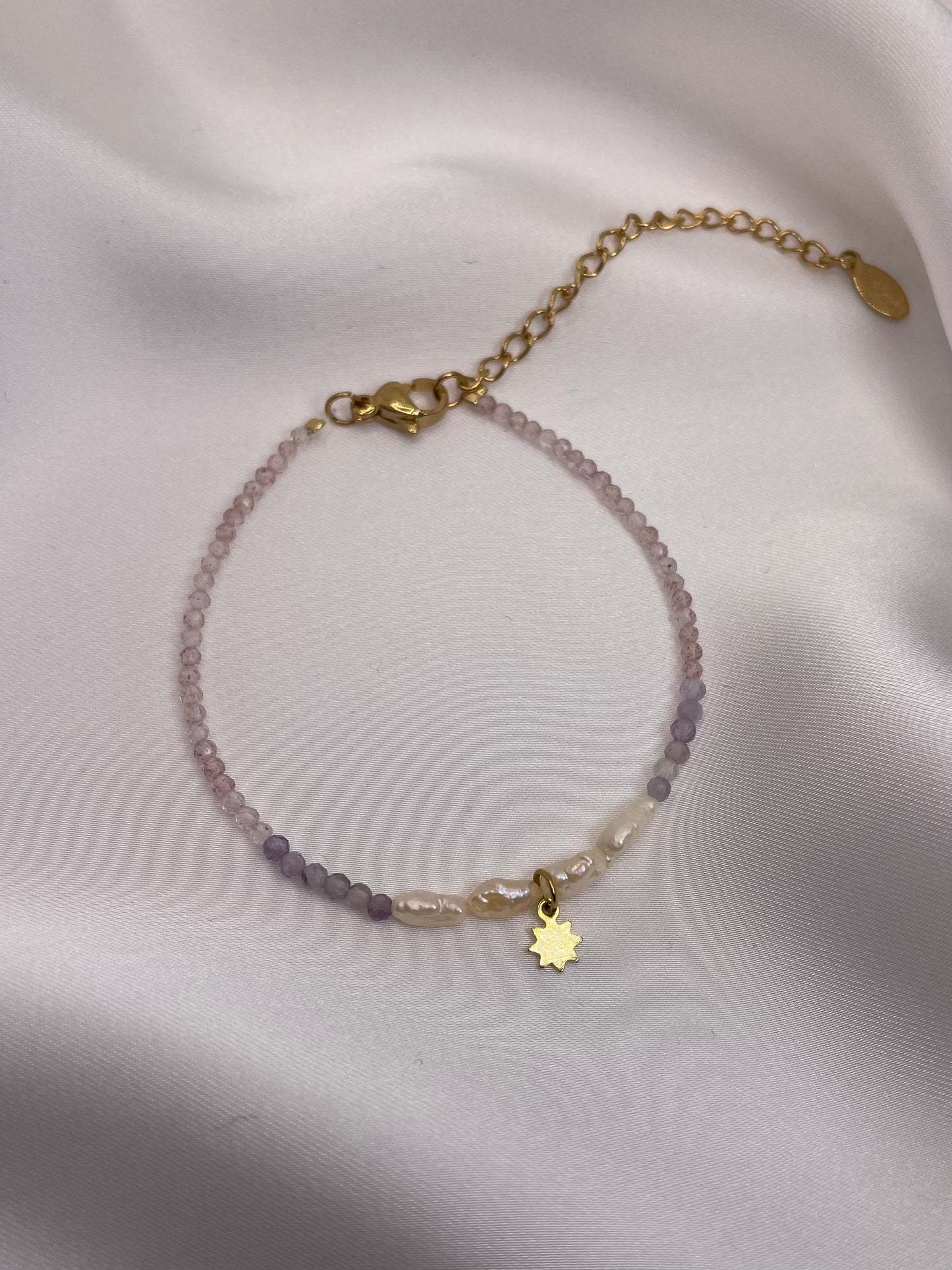 "nour" bracelet