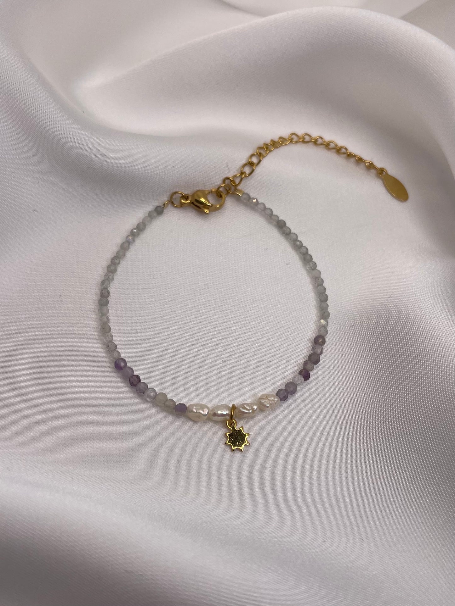 "nour" bracelet
