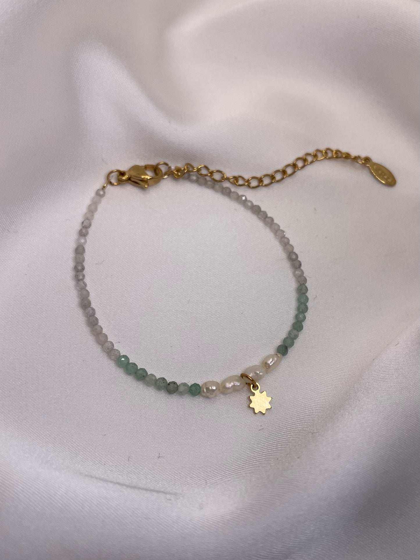 "nour" bracelet