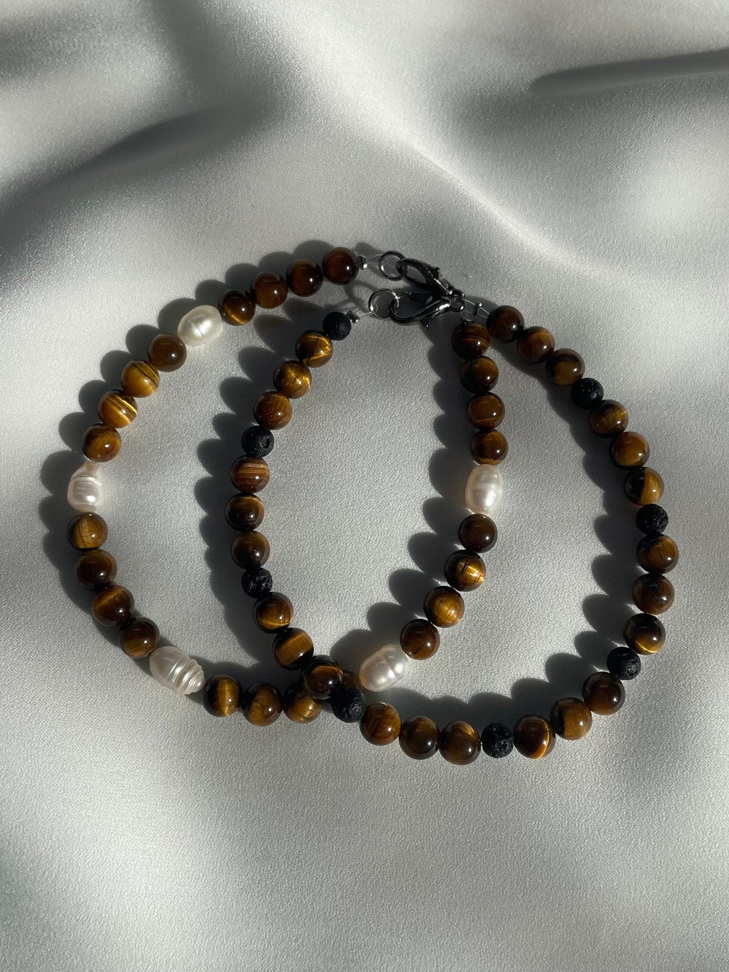 "tiger‘s eye" bracelet