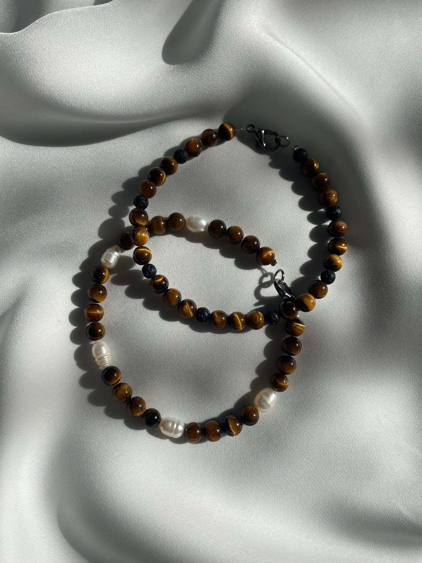 "tiger‘s eye" bracelet