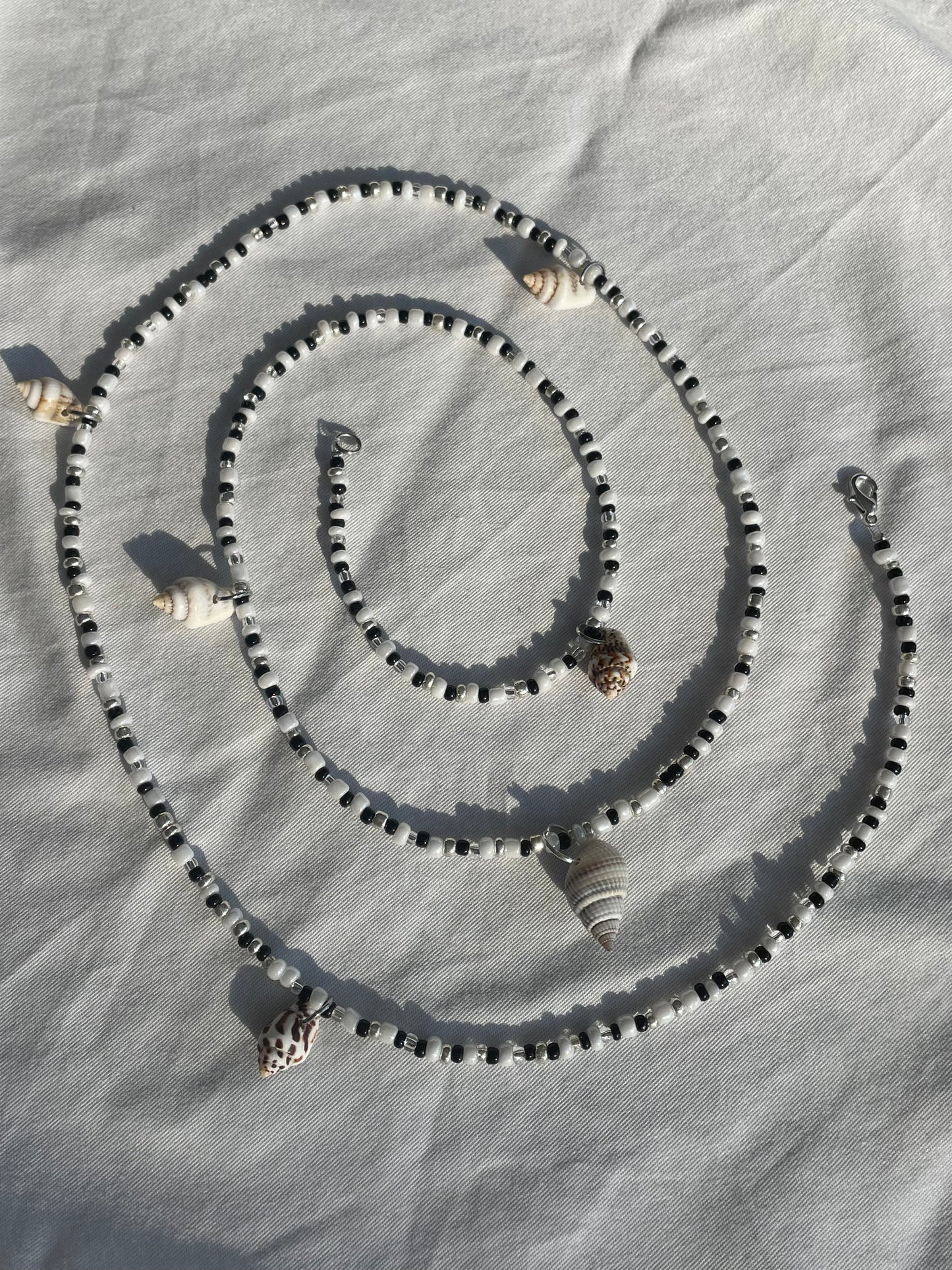 „beach babe“ belly chain