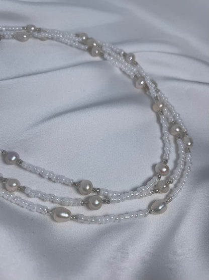 "venus" necklace